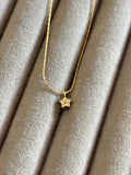 Tiny floral bloom necklace