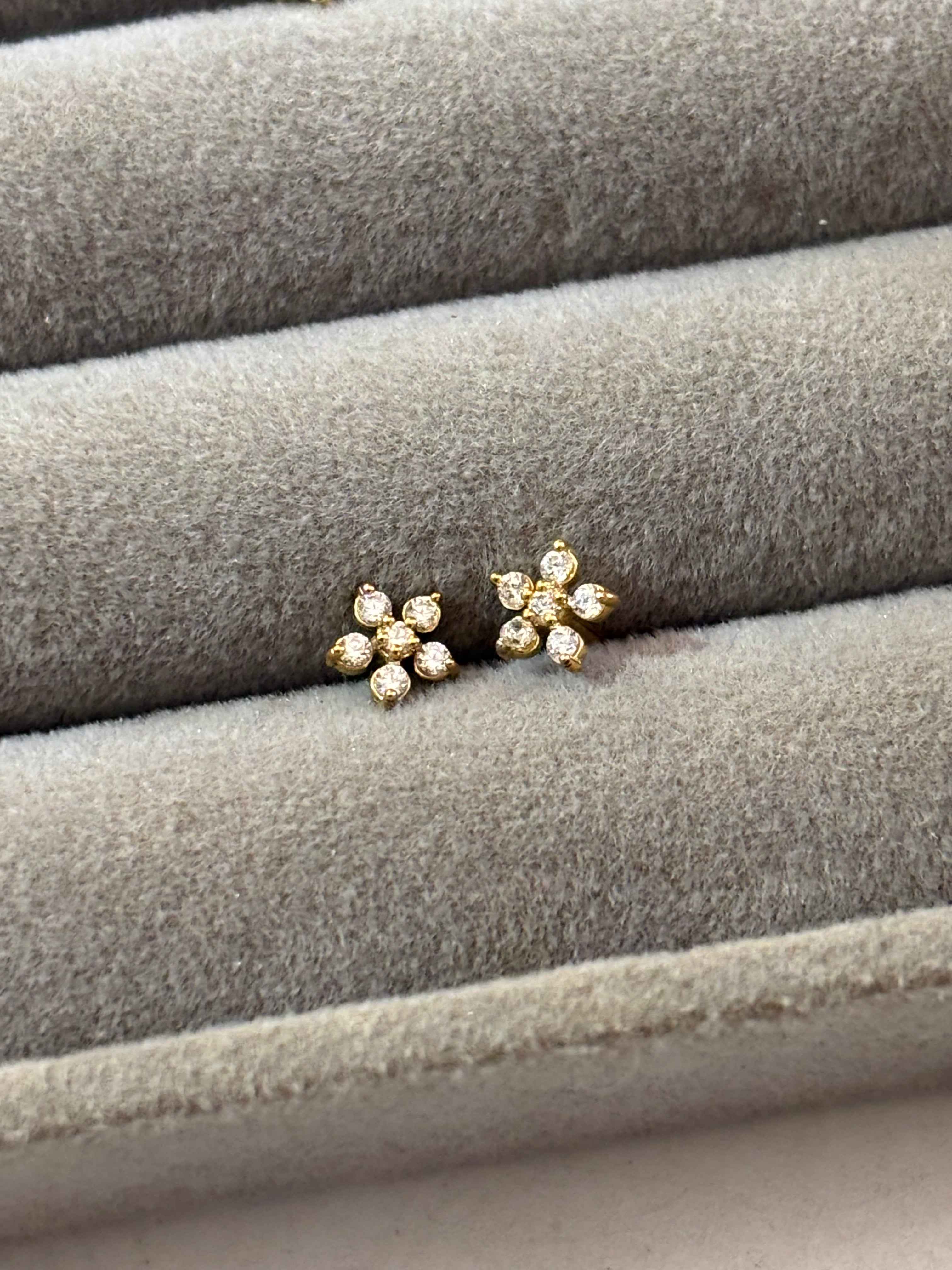 Crystal bloom studs