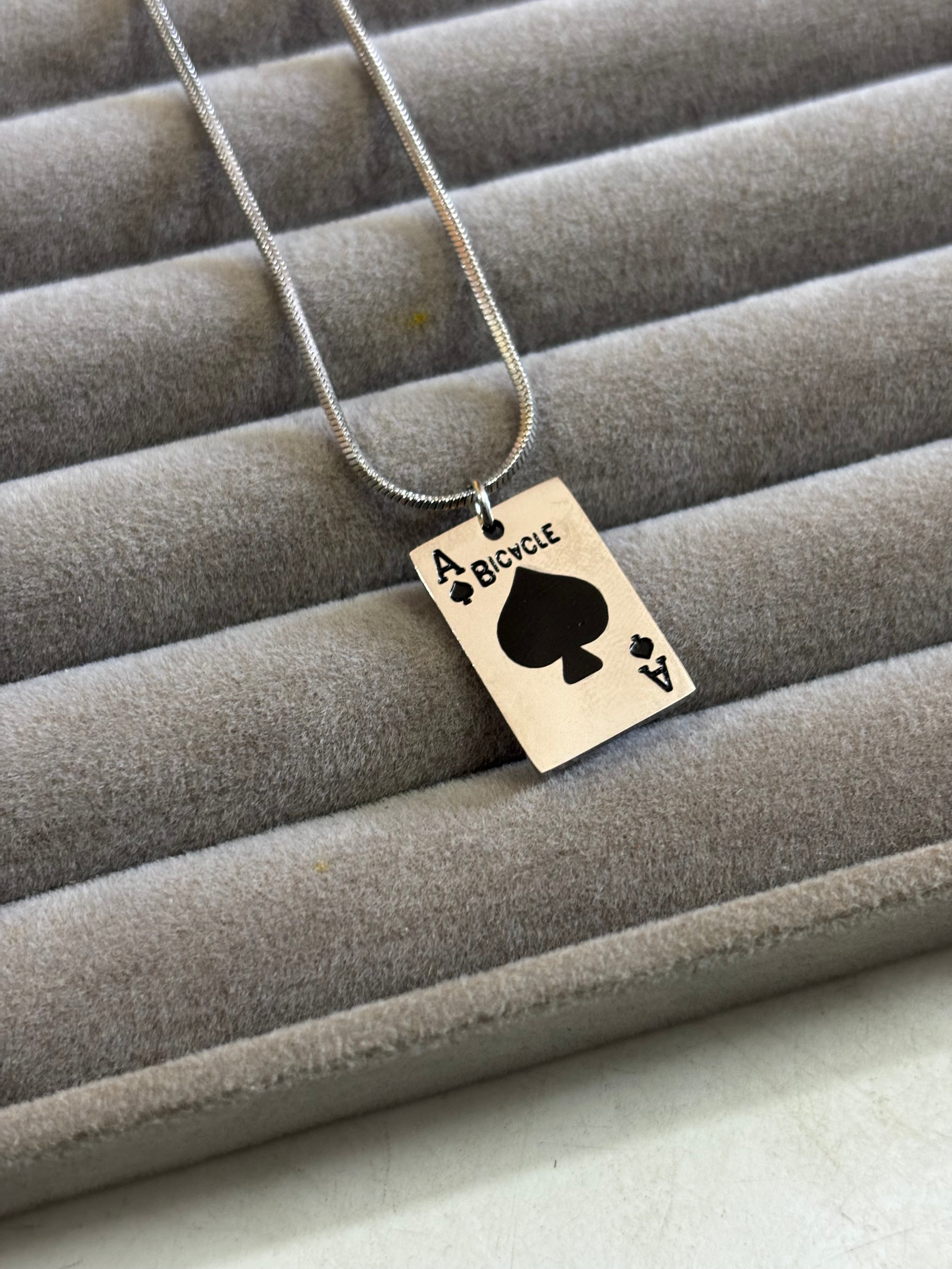 Ace of spades chain