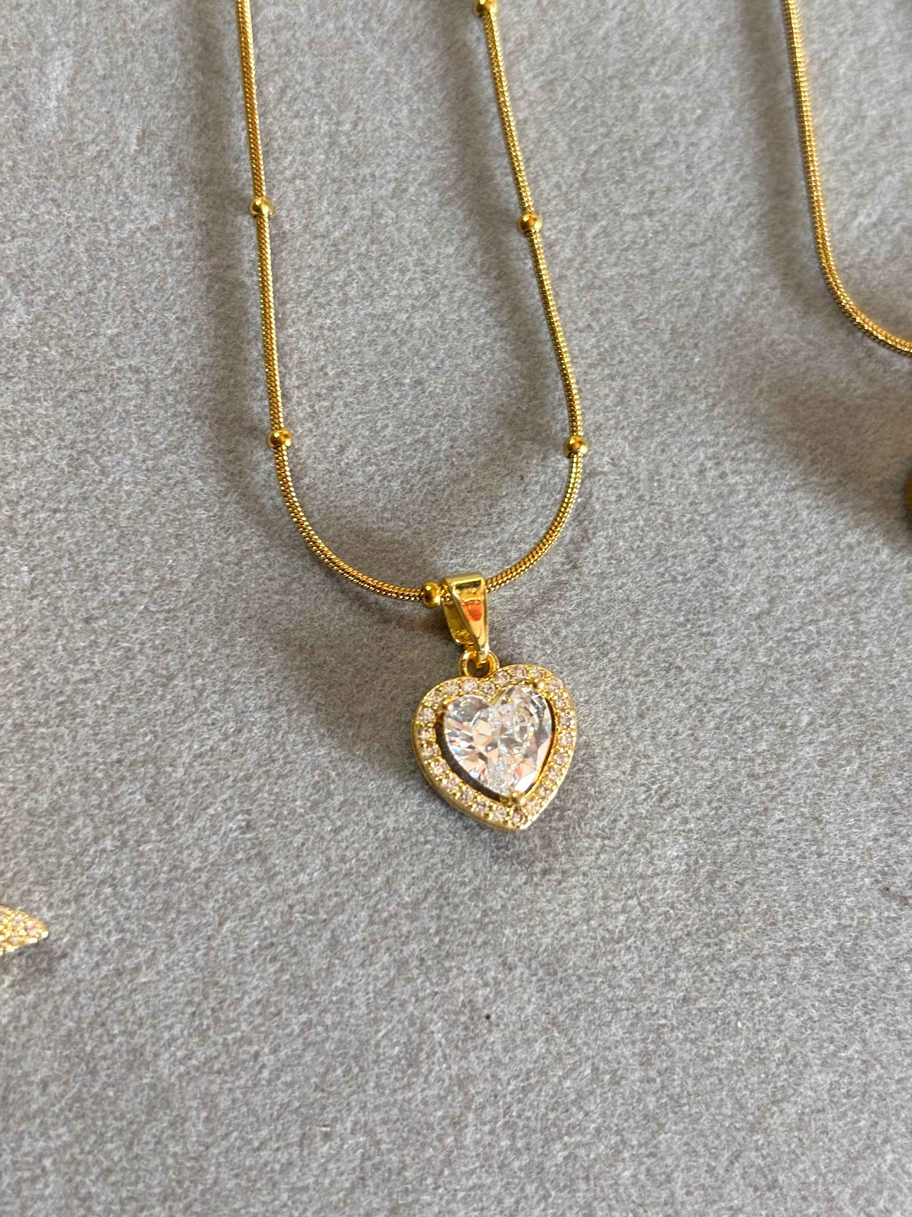 Halo heart necklace - Hirulythings
