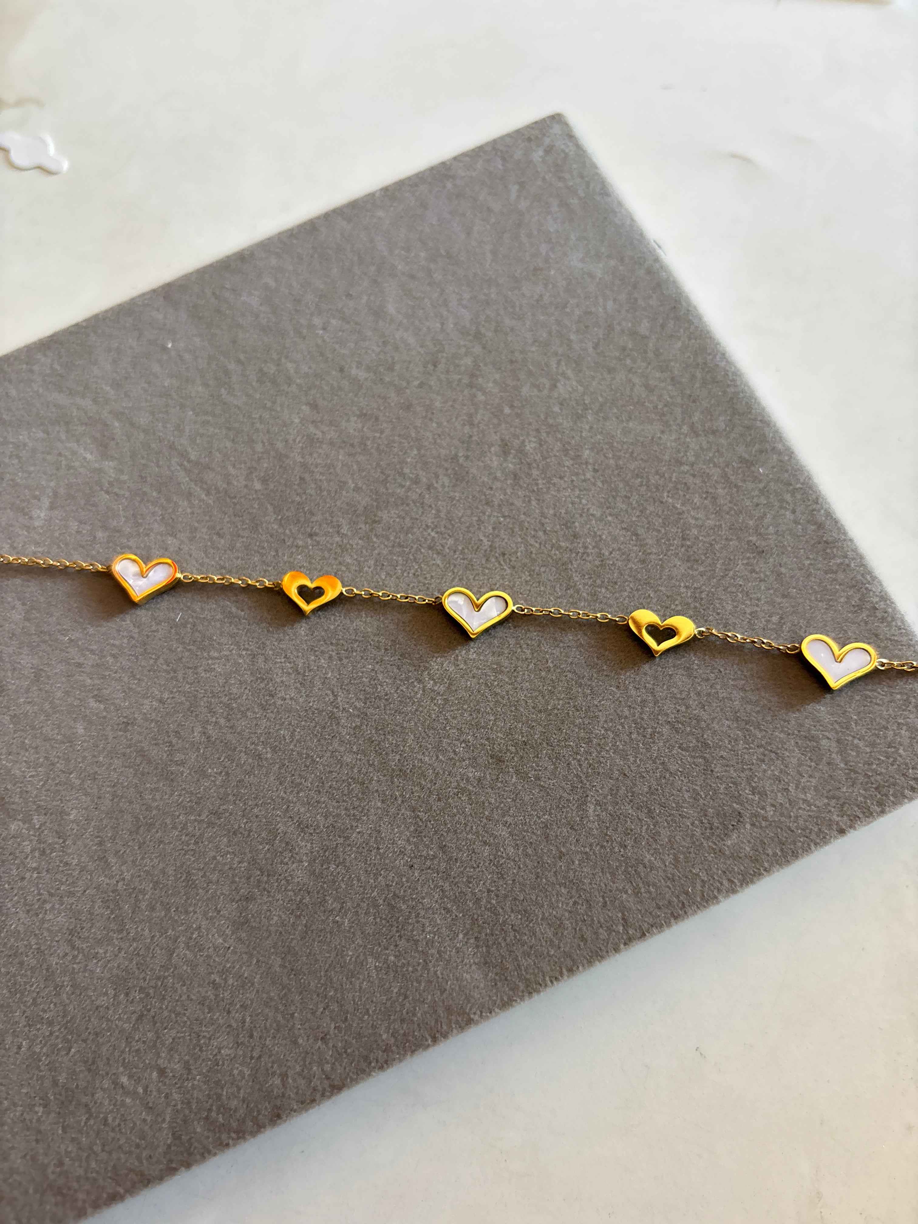 Hollow and mother of pearl bracelet - Hirulythings