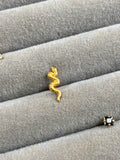 Snake stud