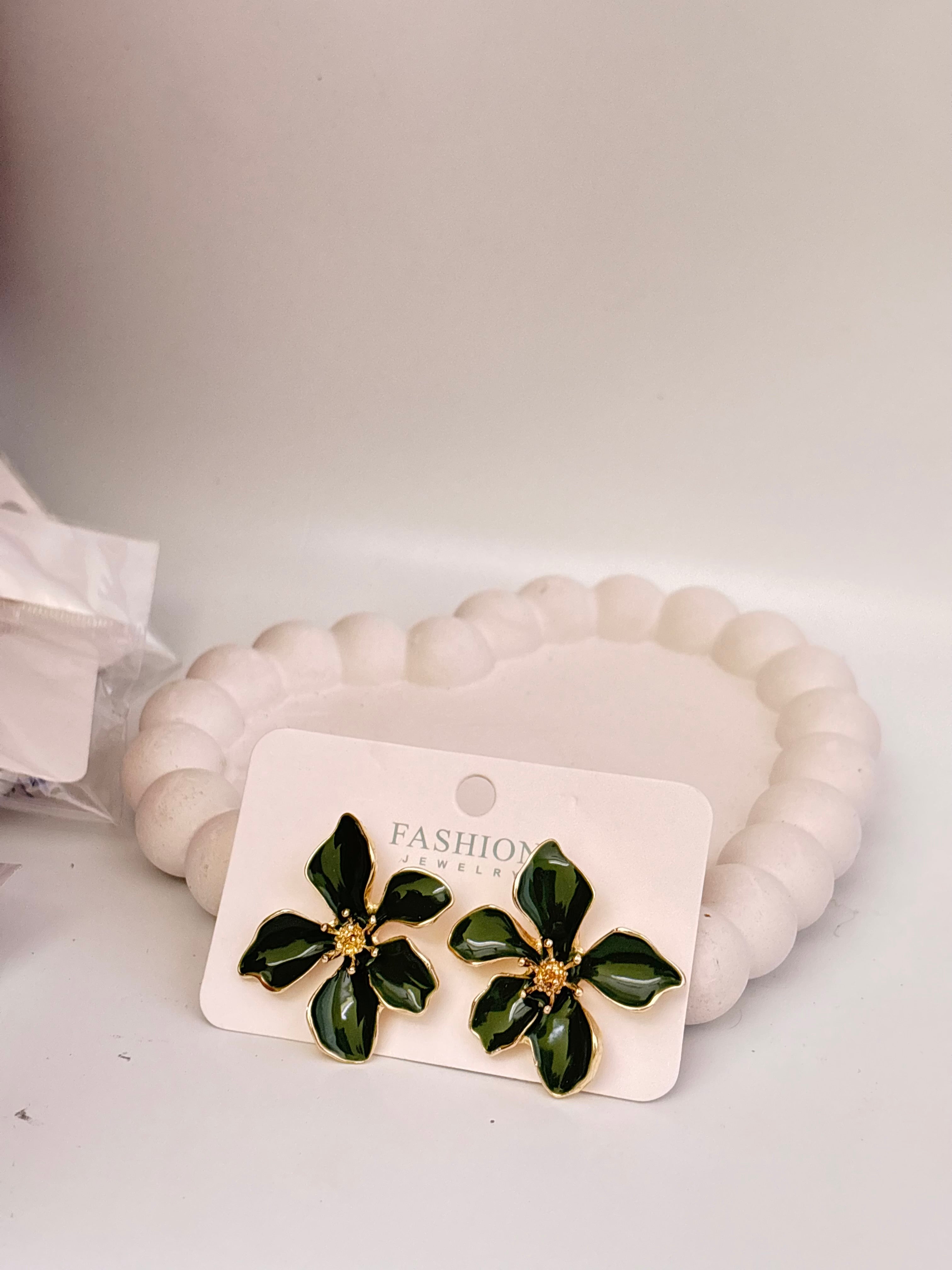 Korean earring H017