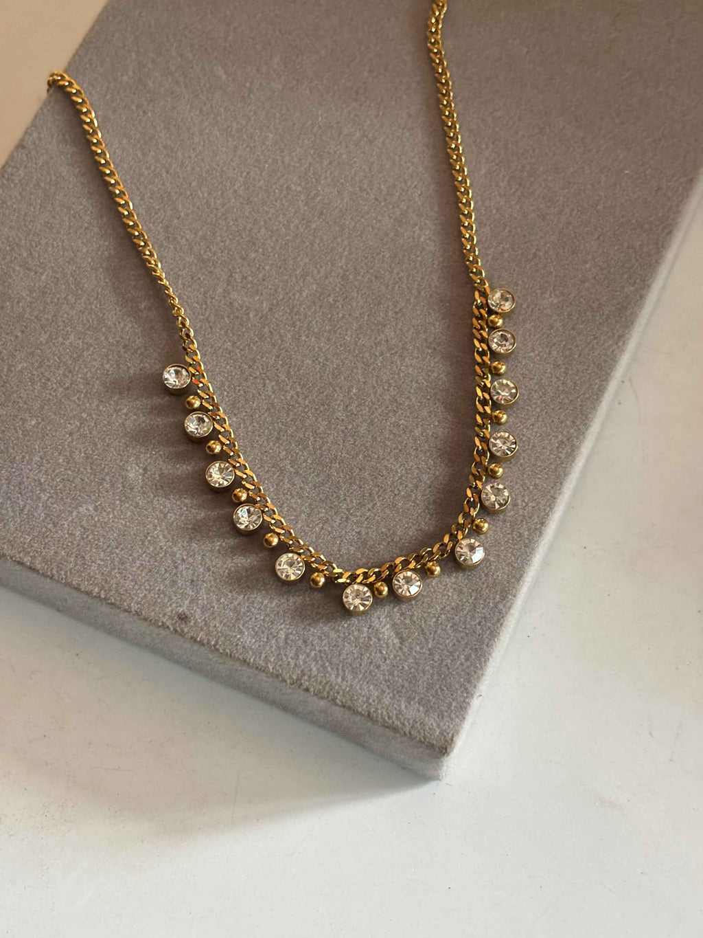 Maharani cascade necklace - Hirulythings