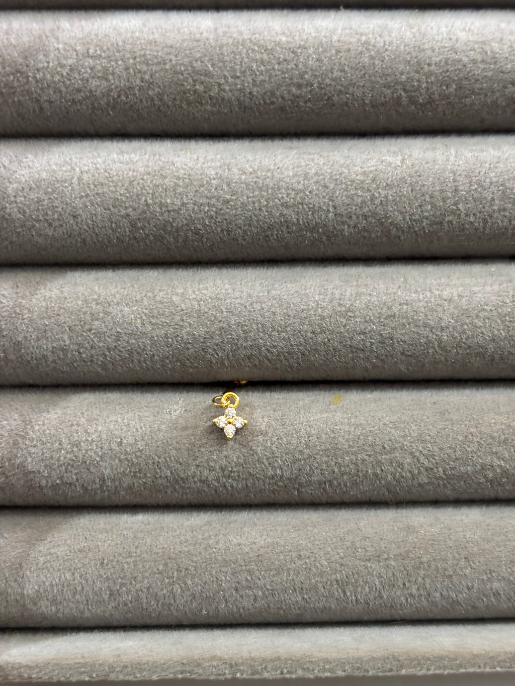 Floral drop nose pin
