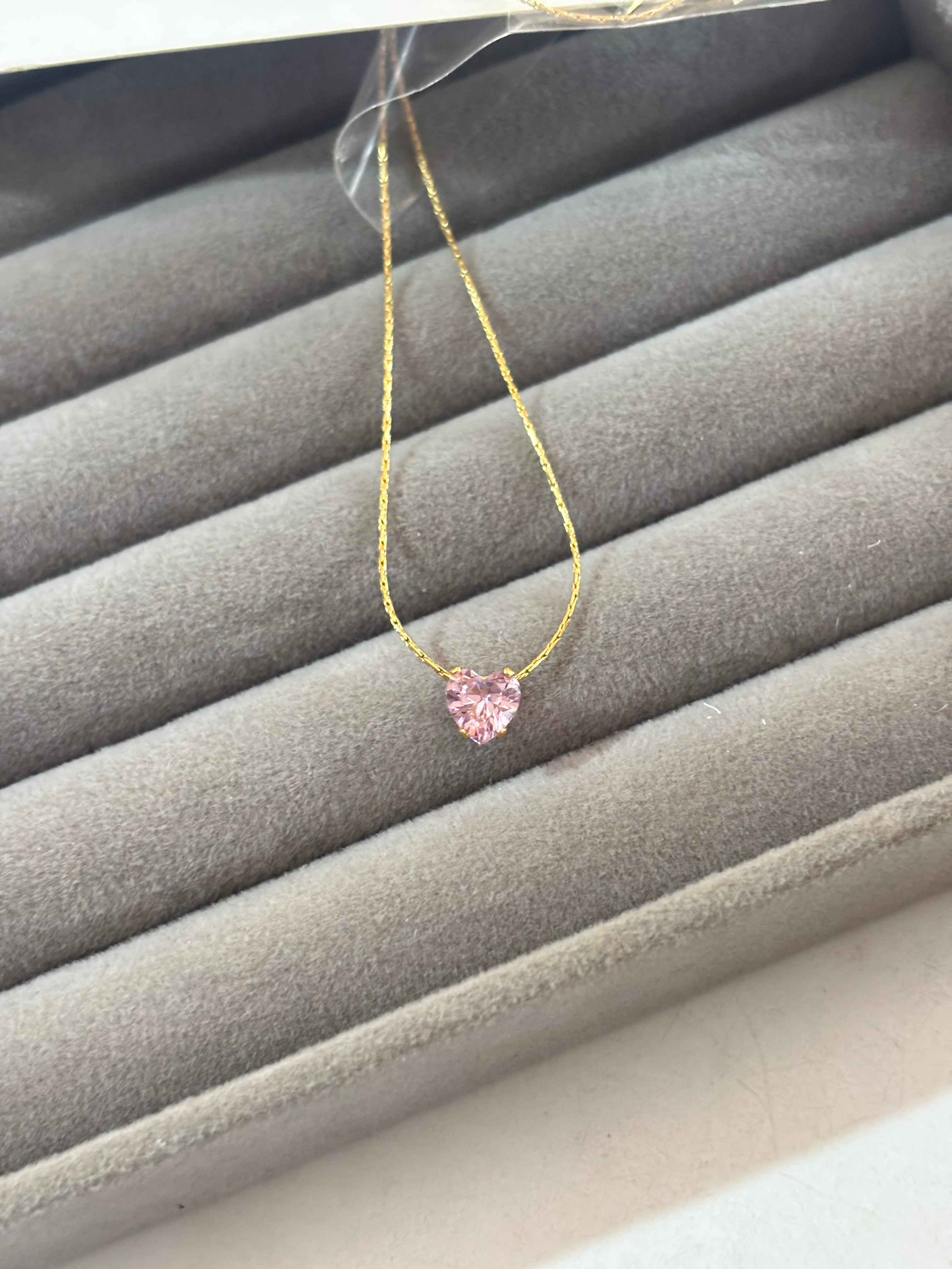 White crystal heart - Hirulythings
