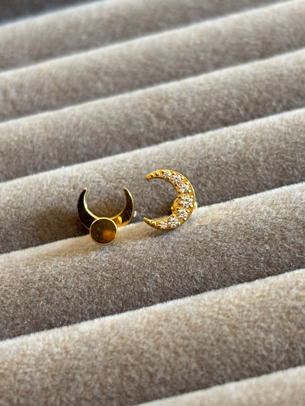Crescent moon stud Gold Plated