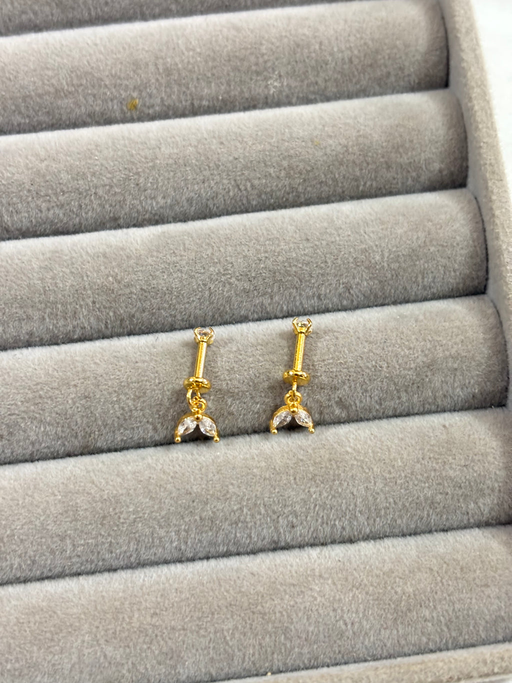 Mermaid Fins Drop piercings