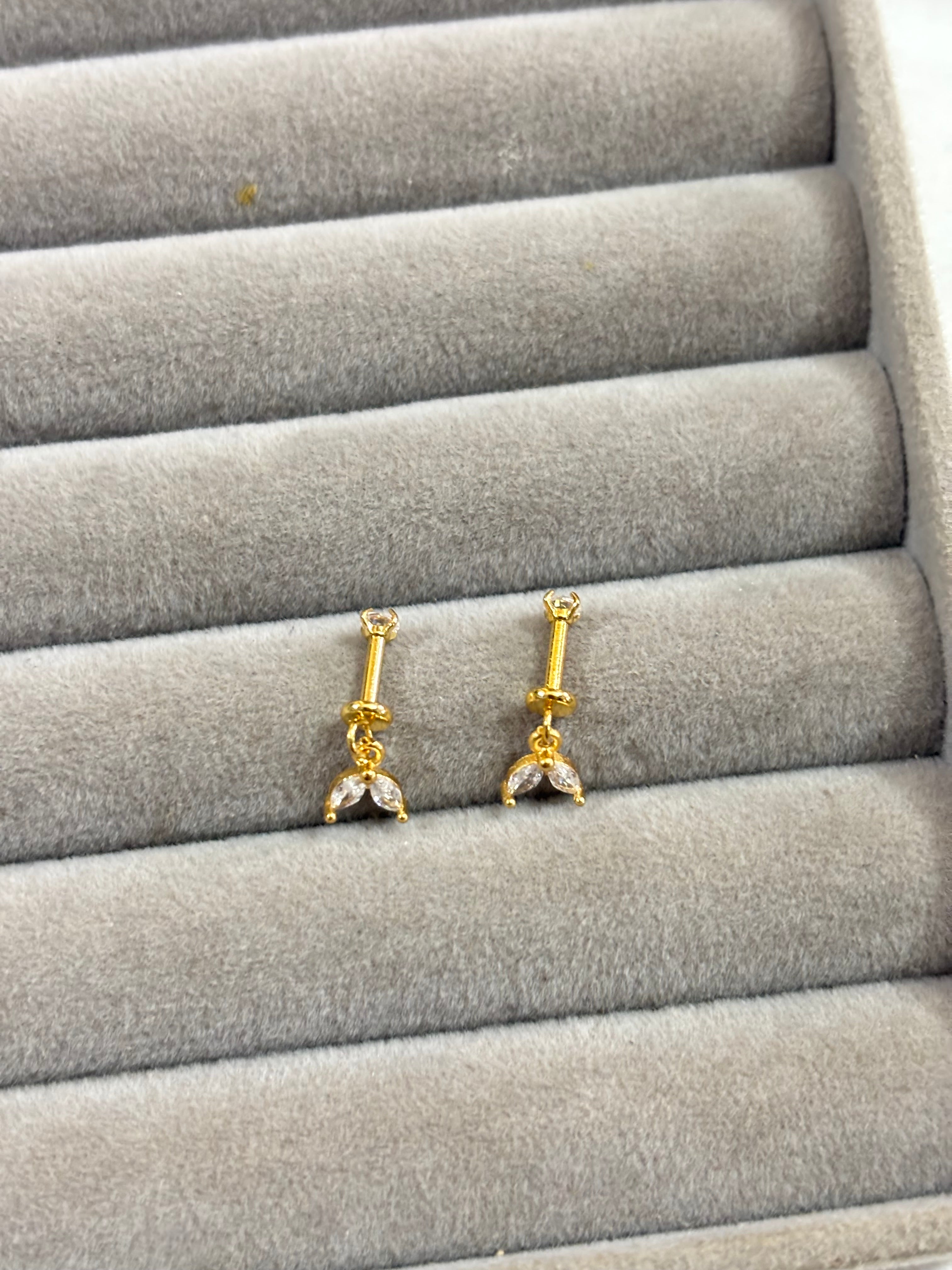 Mermaid Fins Drop piercings