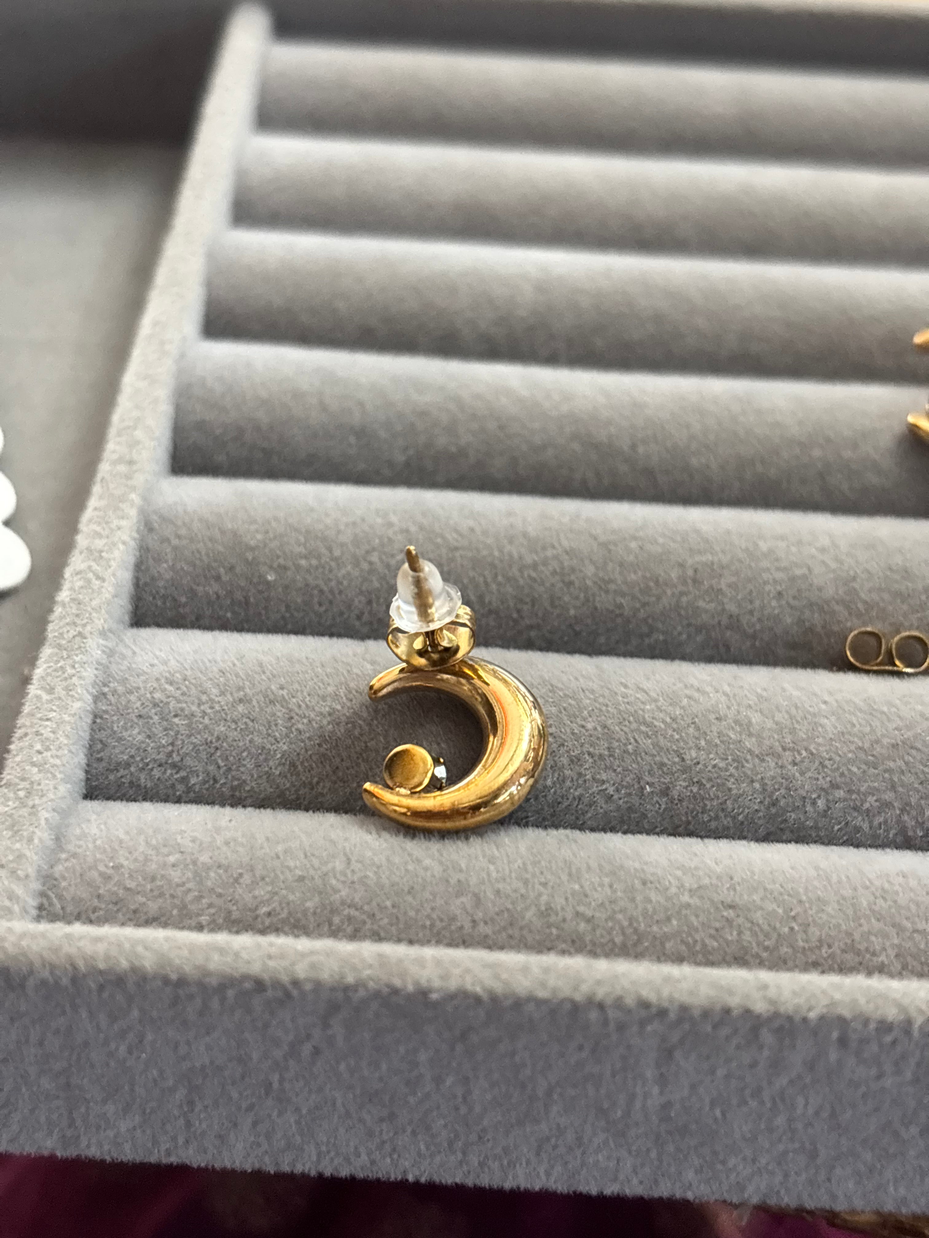 Moon earrings