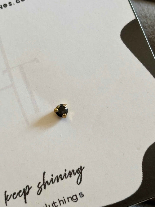 Black stone stud
