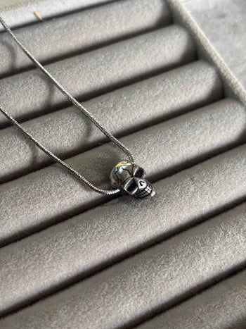 Skull pendant chain