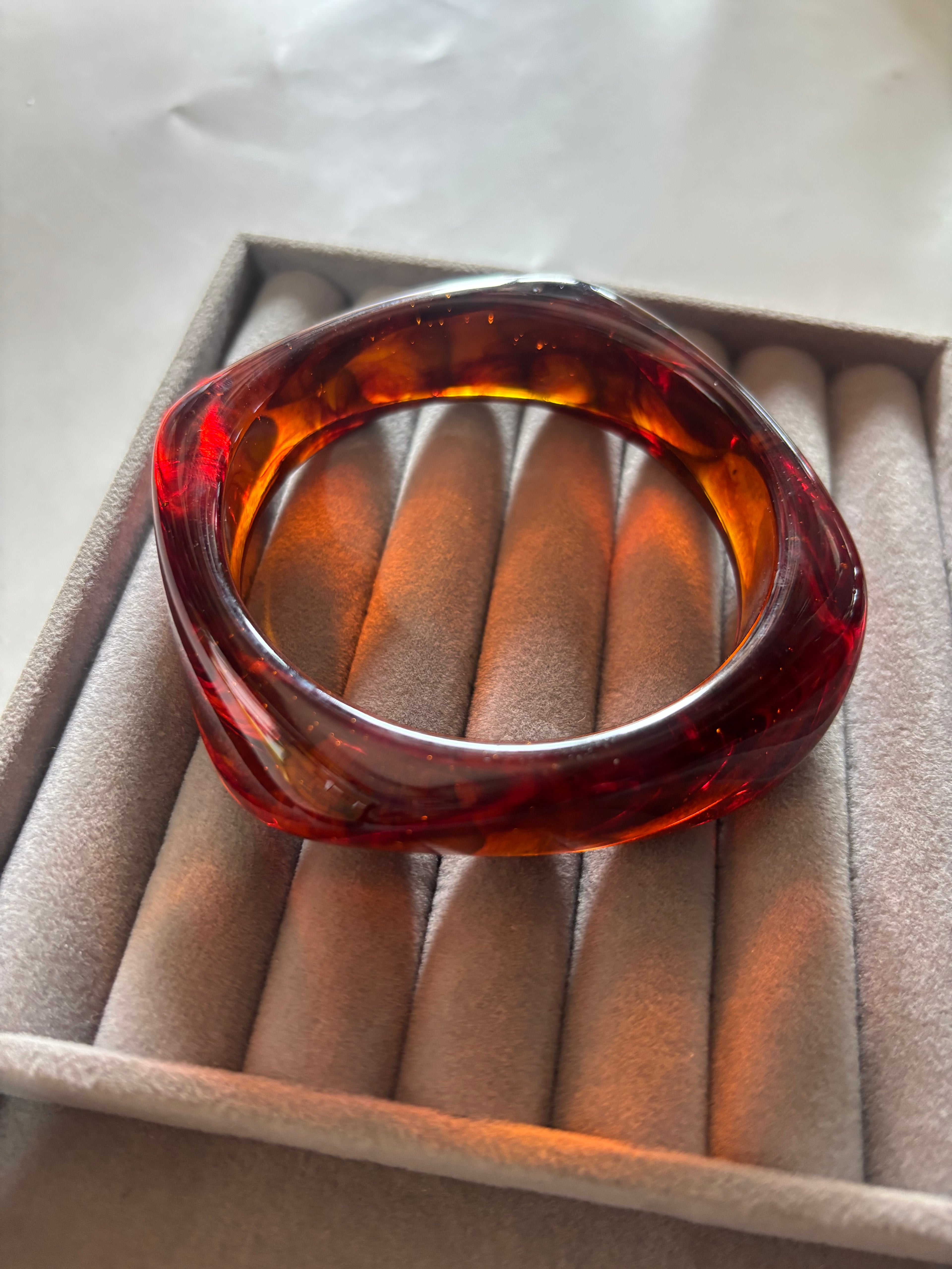 Resin bangle