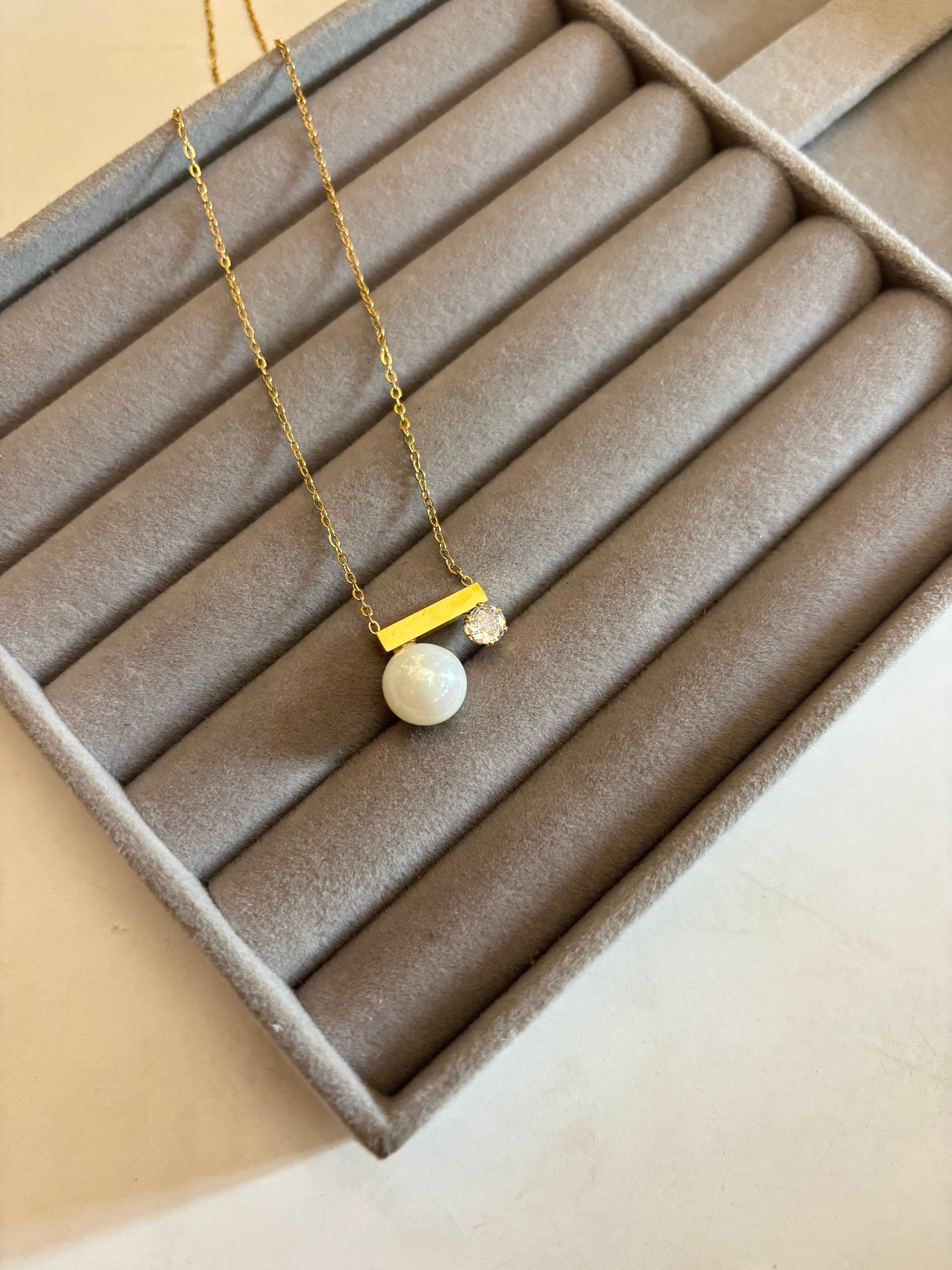 Roma necklace - Hirulythings