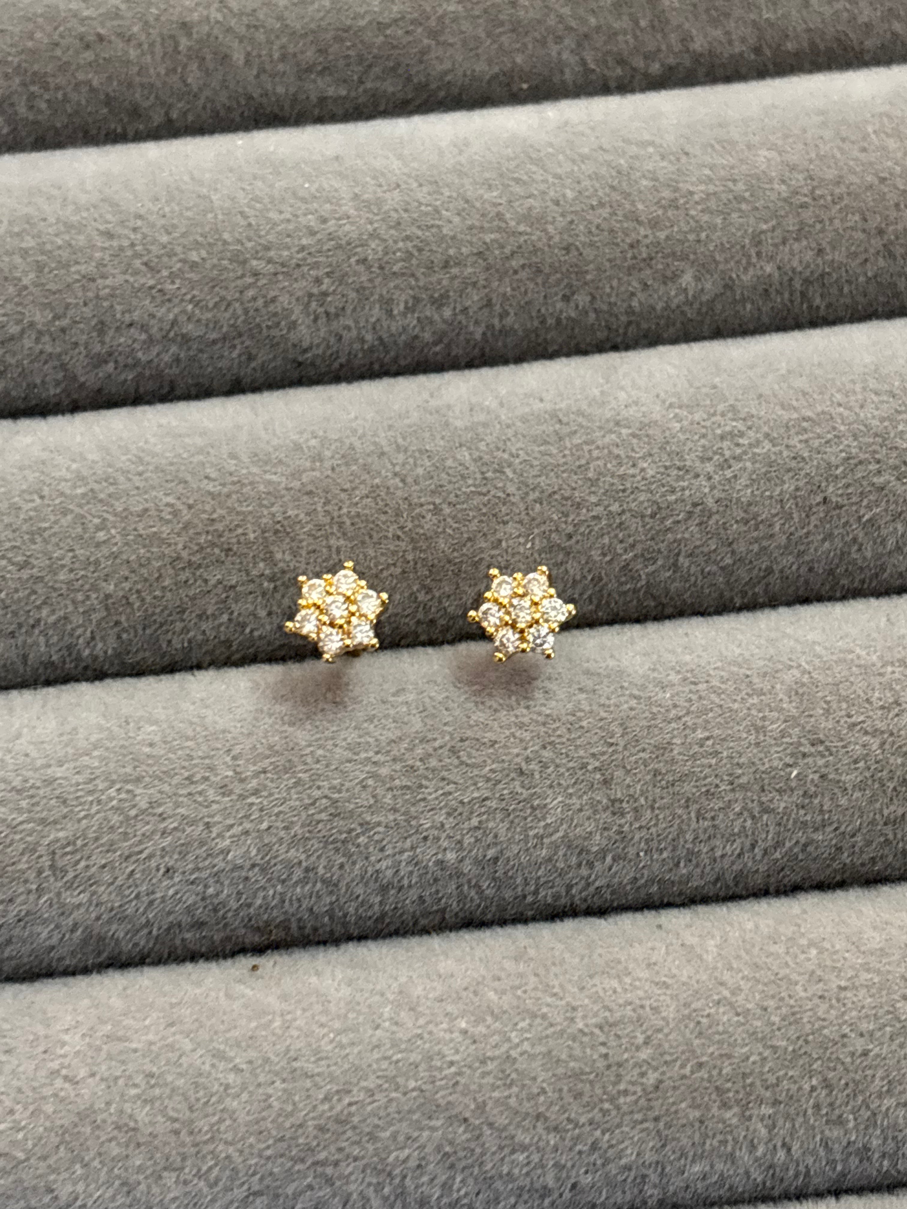 Tiny floral earrings
