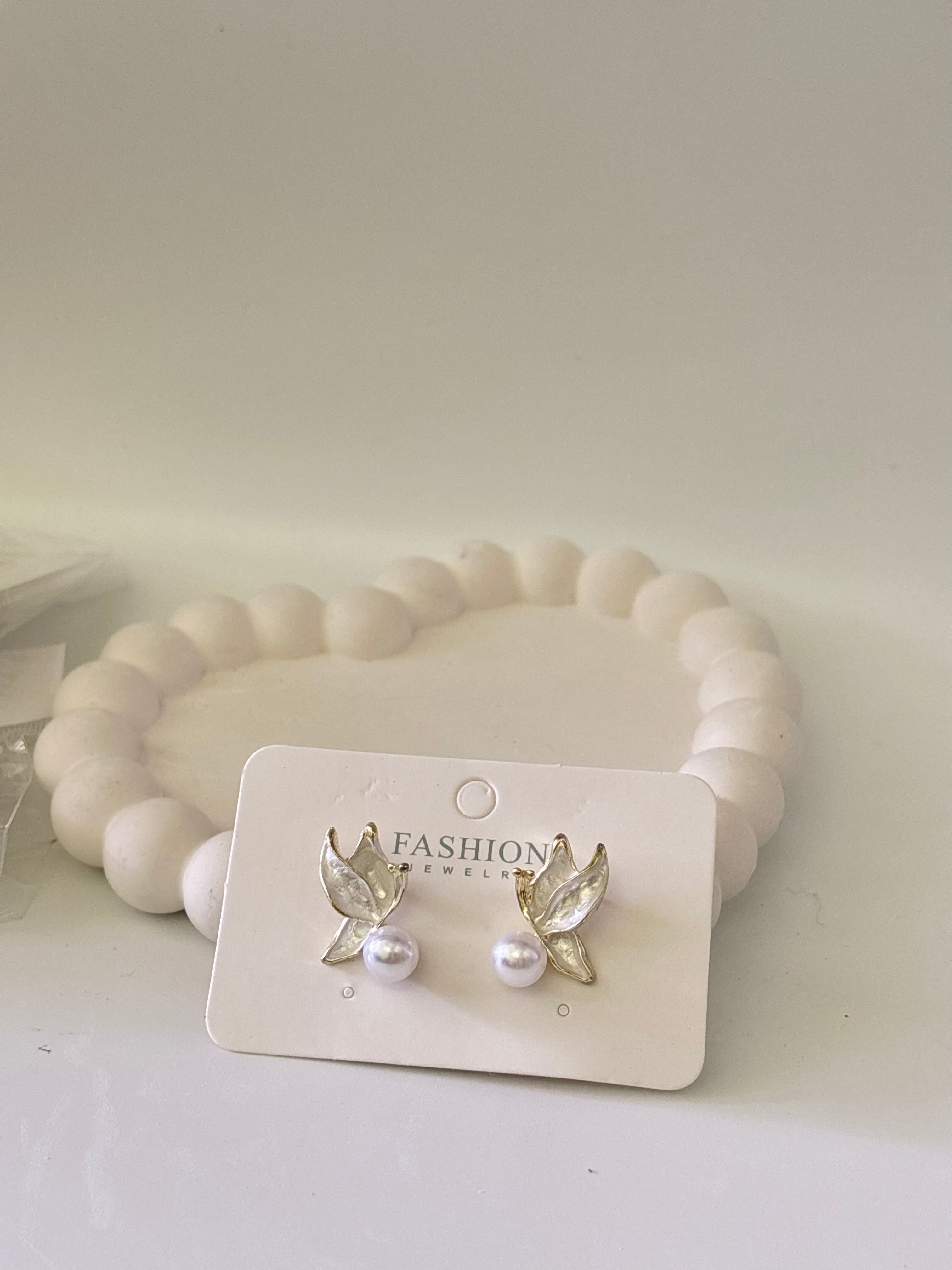 Korean earring H004