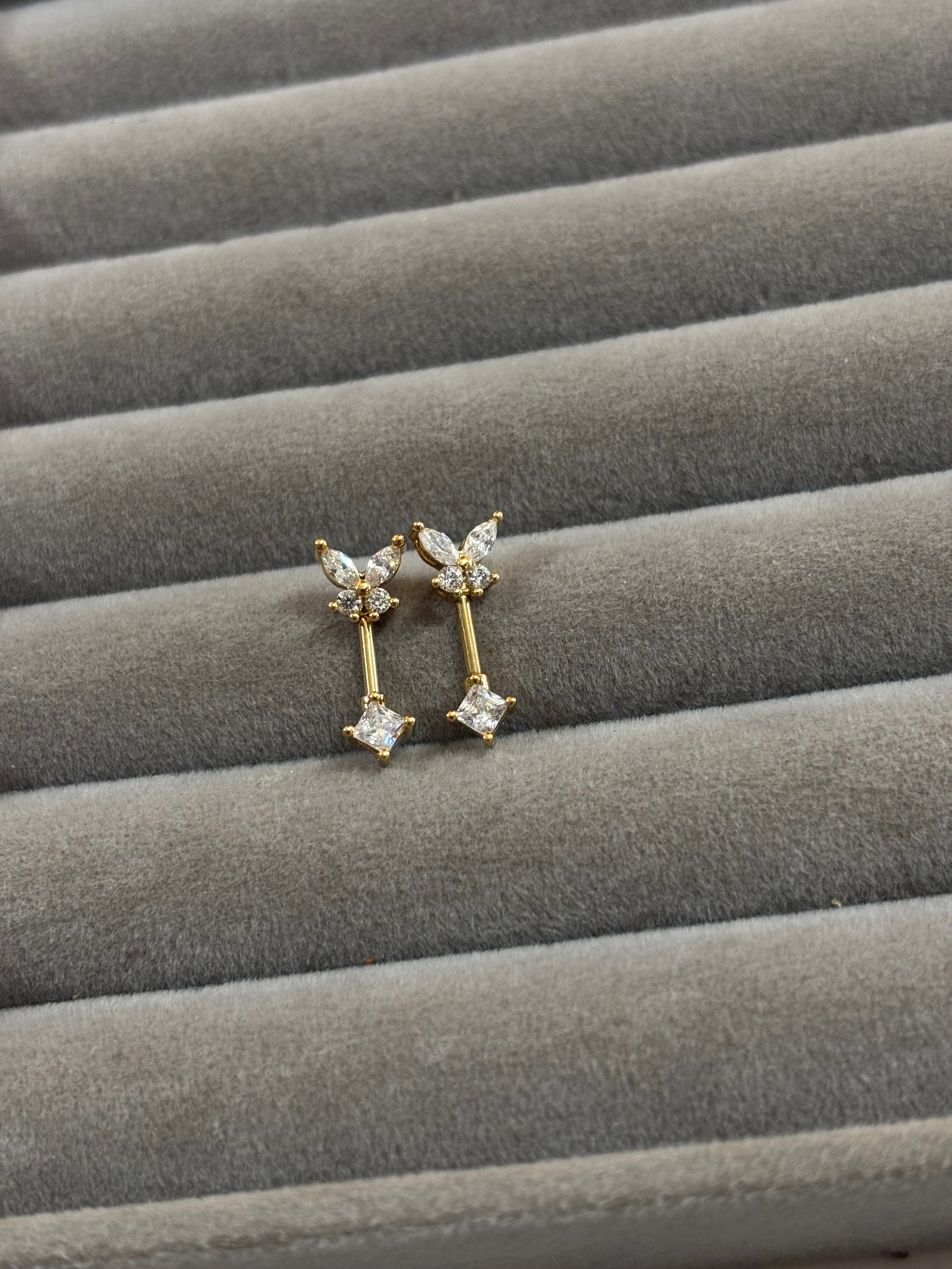Butterfly upper helix stud