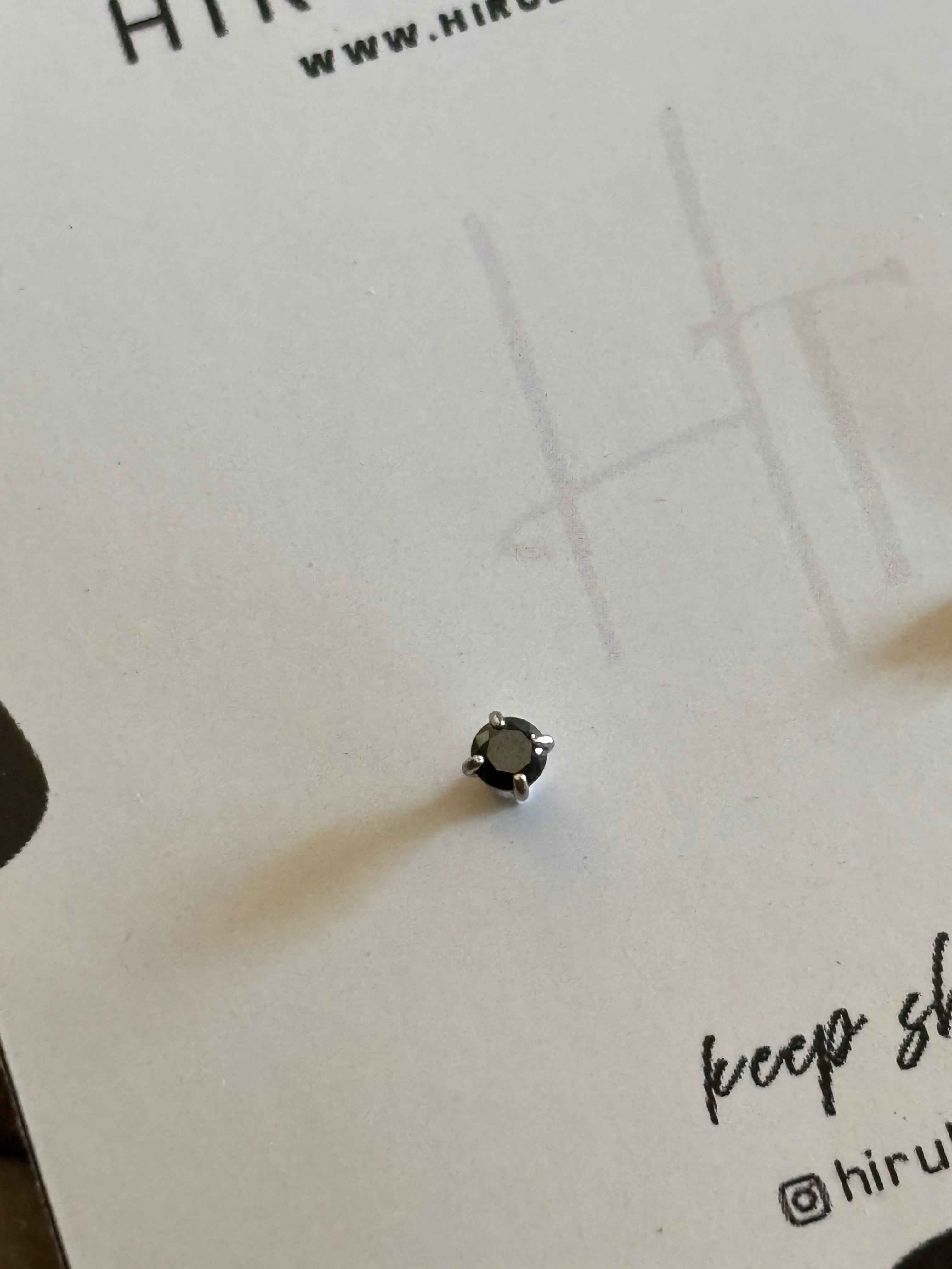 Black stone stud