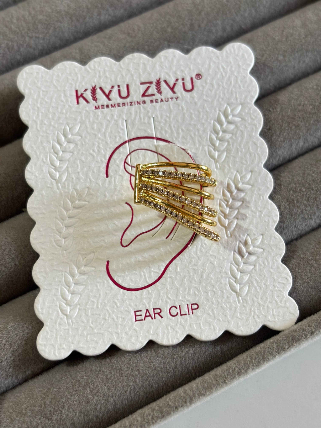 IT girl Earcuff - Hirulythings