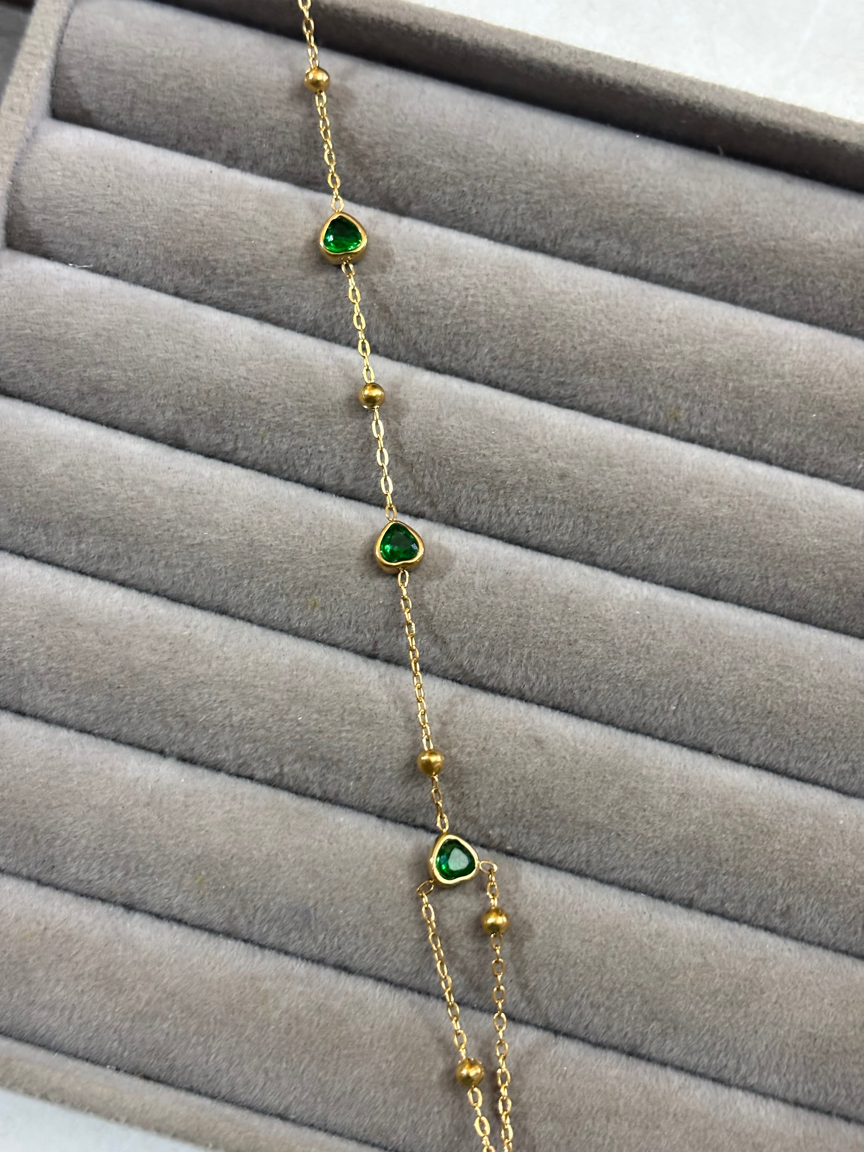 Emerald Ovals handchain