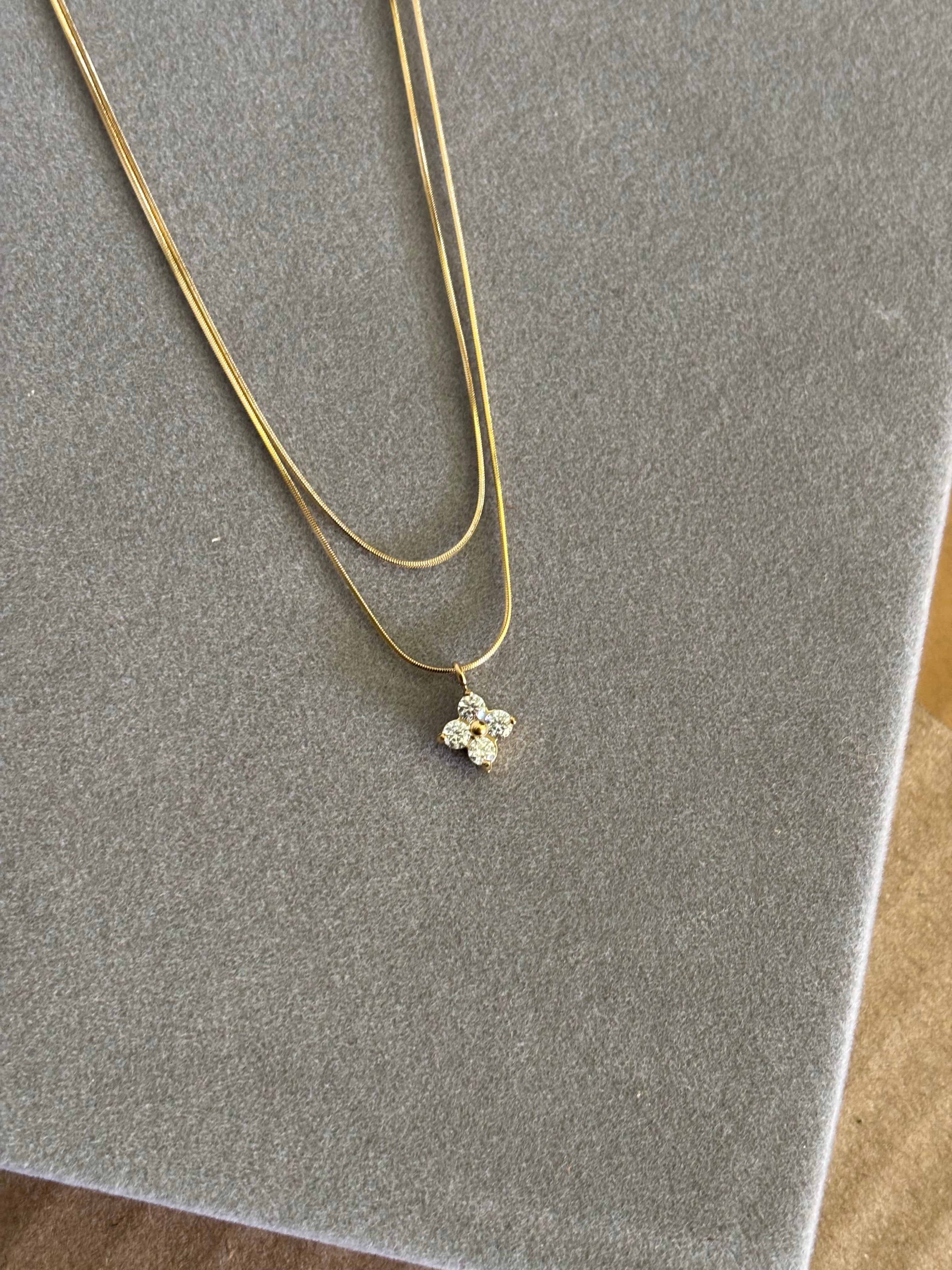 Double layer floral necklace