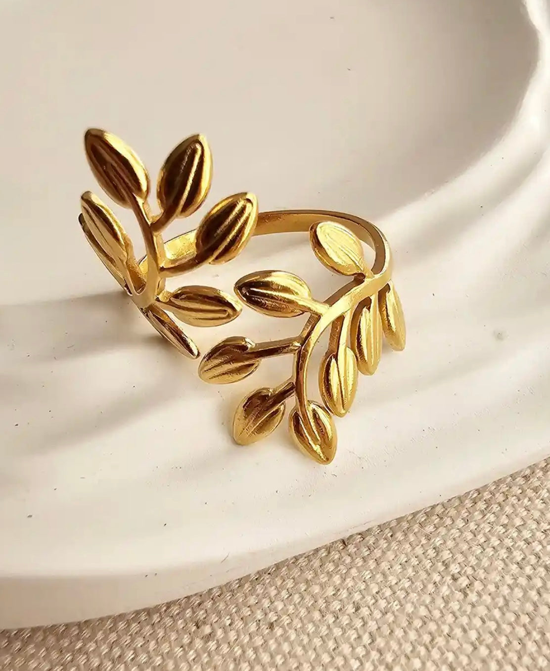Maple vine Ring