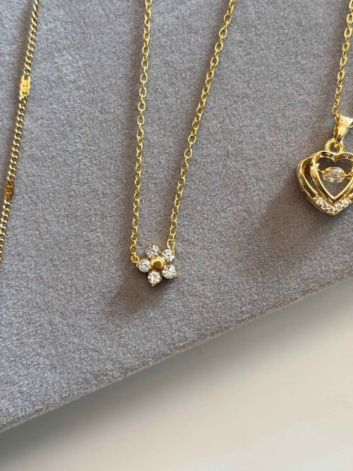 Christy floral necklace - Hirulythings