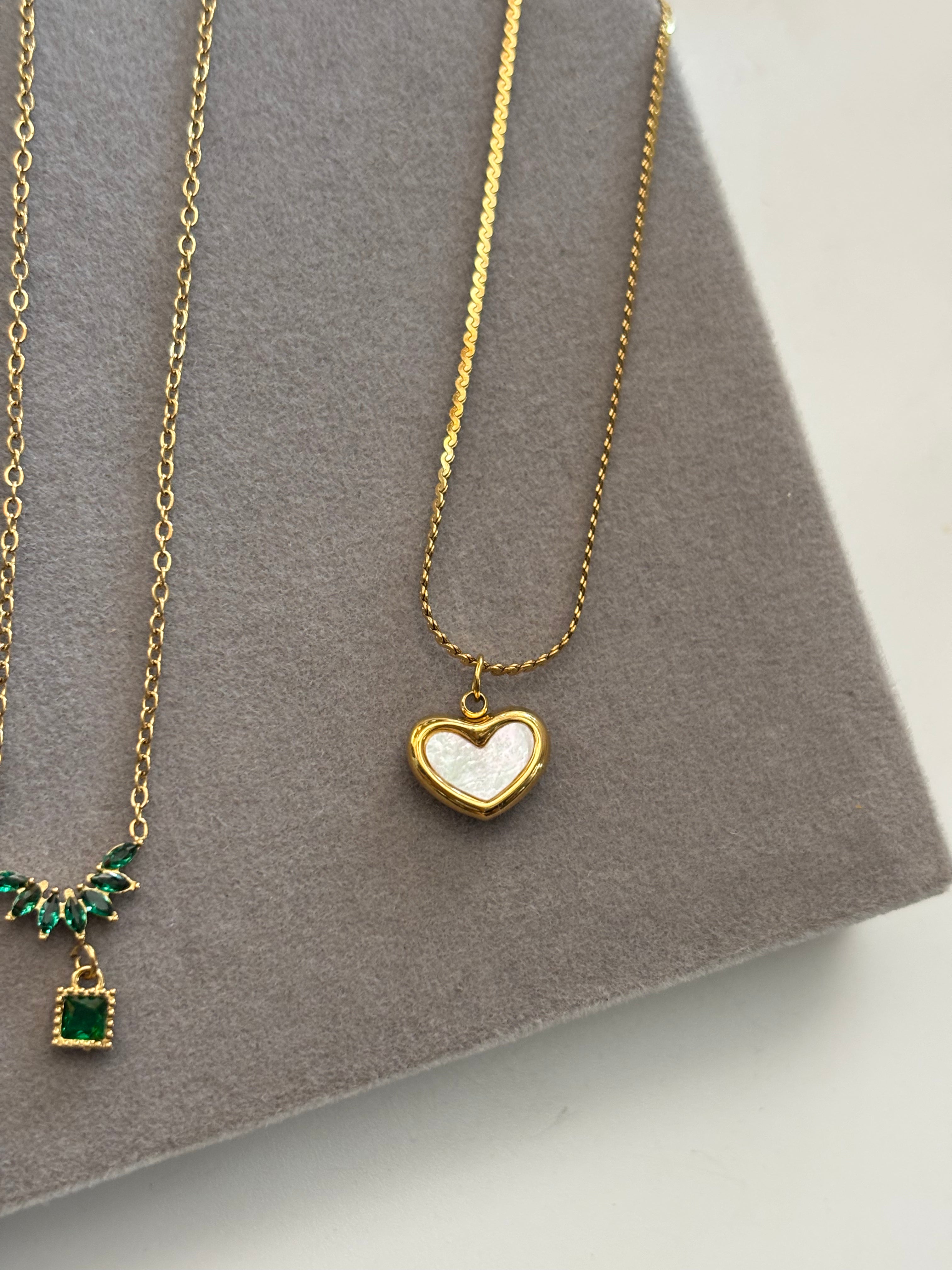 Mother of pearl necklace