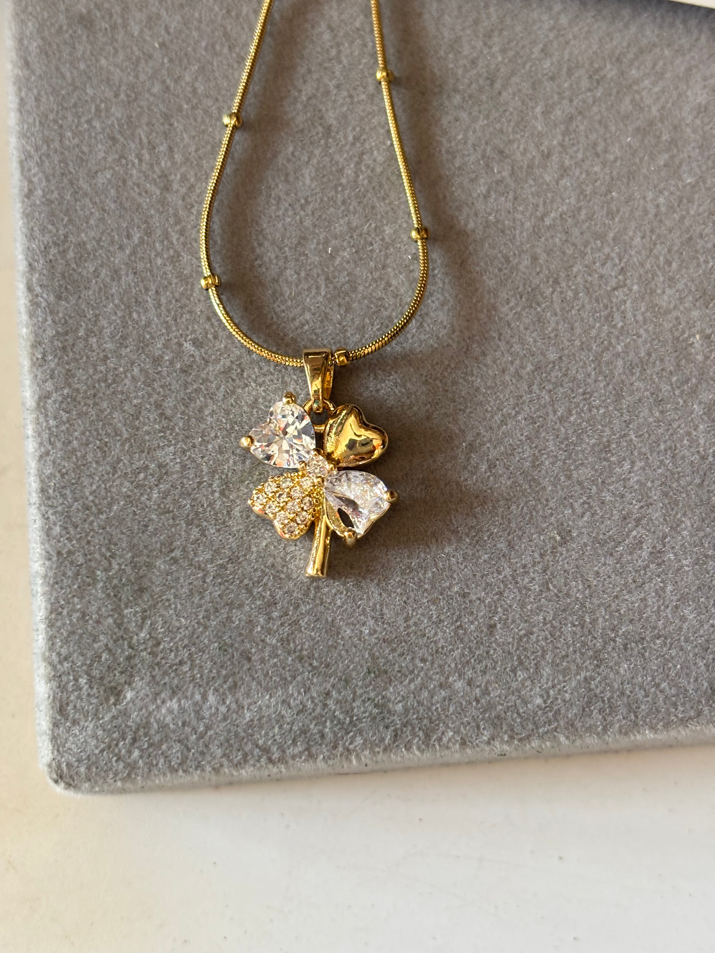 Clover necklace